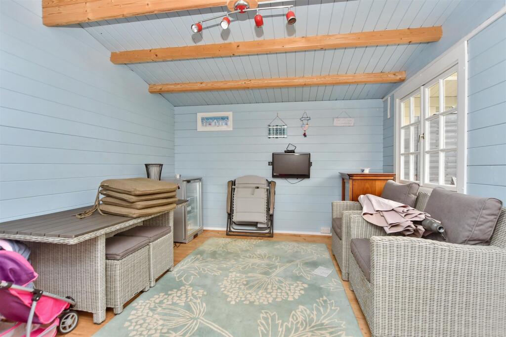 Workshop/Outbuildings