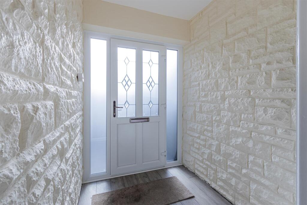 Pontrilas Close 13-11.jpg