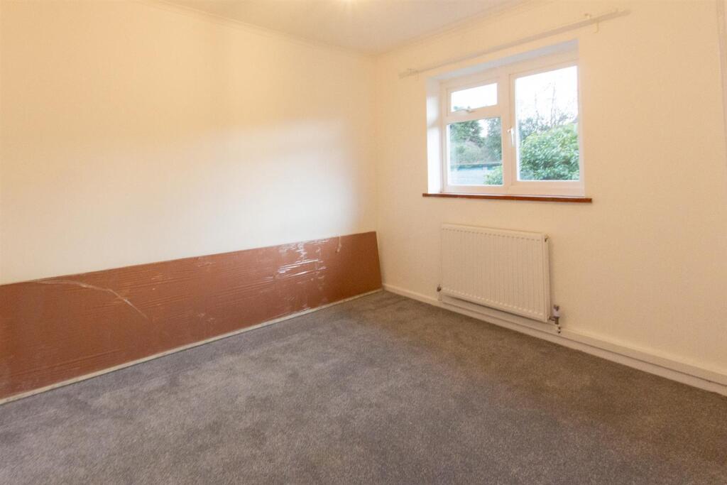9 Ottafield - Bedroom 2.jpg