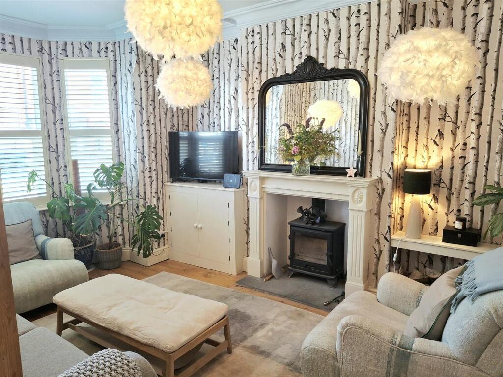 44 Chandos - Living Room.jpg