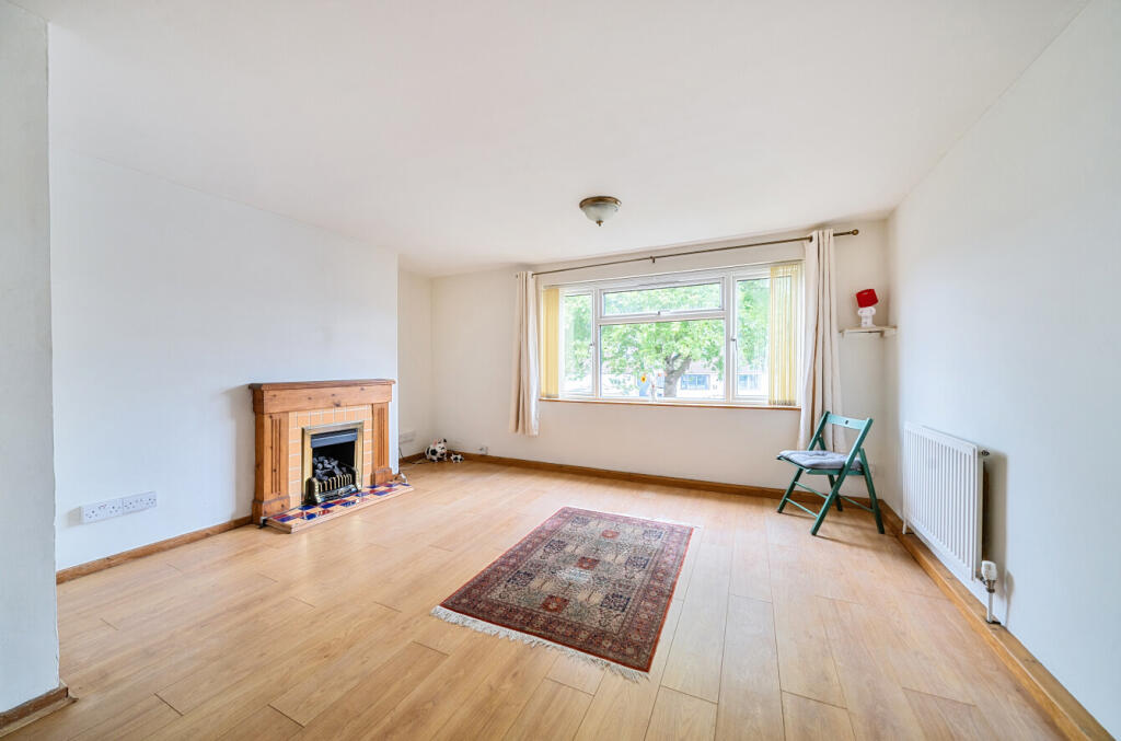 1304183-2-683edf6...