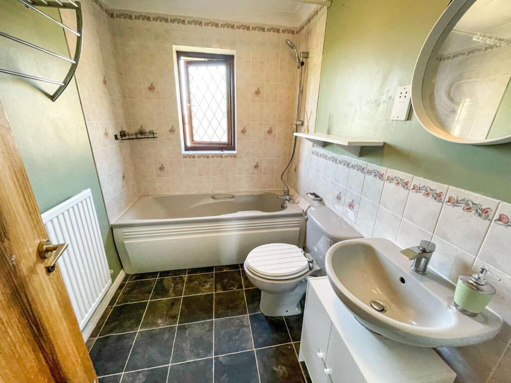 tlc_bf2a7adc-5a4f-40e6-a707-0f604ffd35ae_aa3420f.j