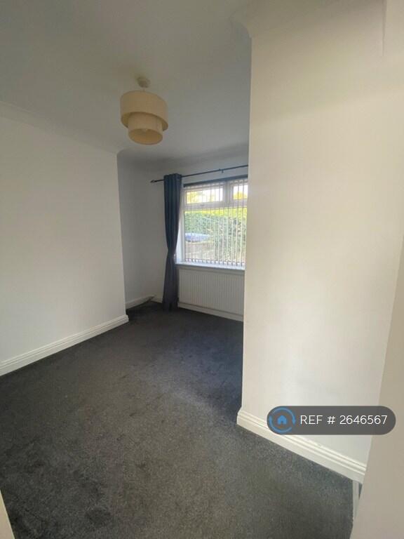 Dining Room / Second Lounge