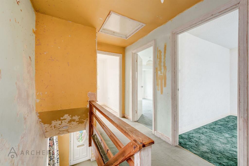 38BarncliffeRoad(Interior)(14of22).jpg