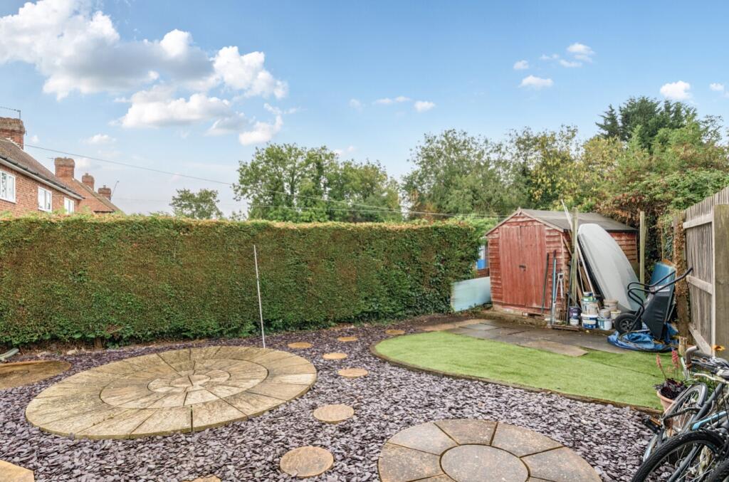 1347514-3-68b883b6a9445