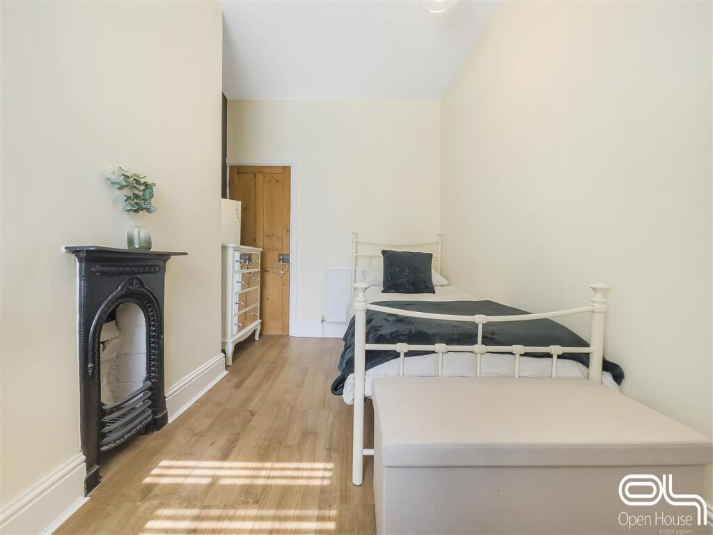 Brizlincote Street, Burton upon Trent (20).jpg