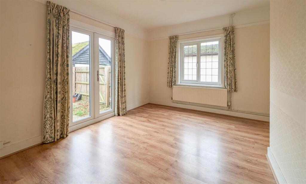 Sitting Room-1.jpg