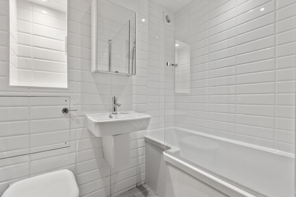 3 Gillingham Row Ph1