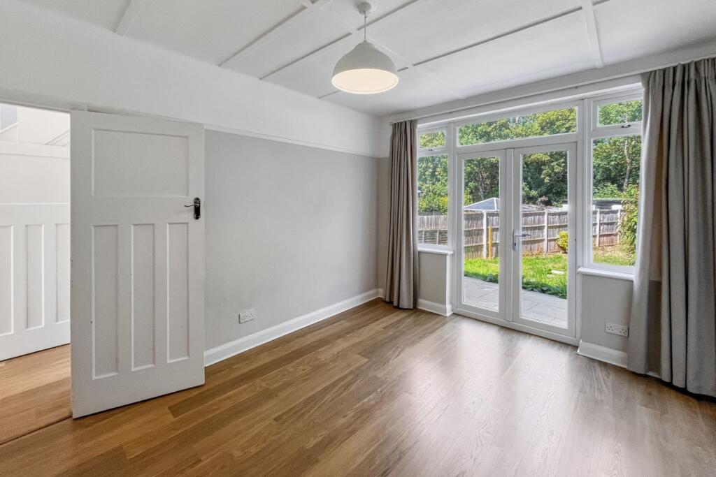 51 Greenview Avenue, Croydon, CR0 7QW
