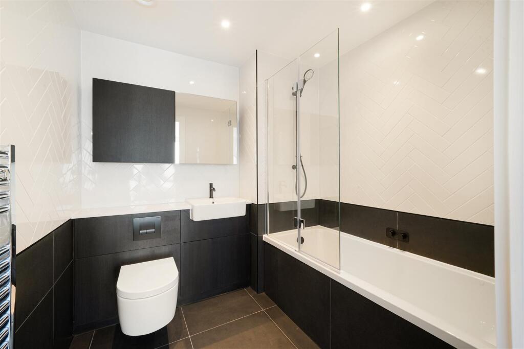 69 Silverleaf House, 1 Heartwood Boulevard - gjDFg