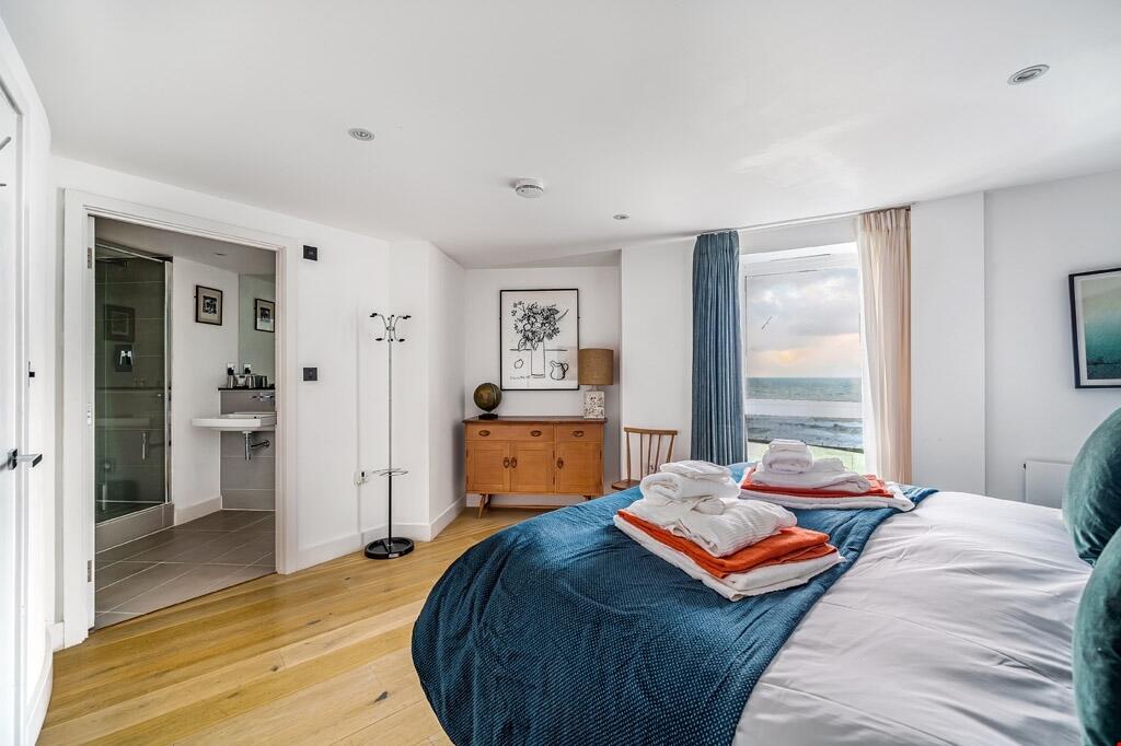 9685b9b7-75f3-42e1-aa9c-ec9c6deeca00