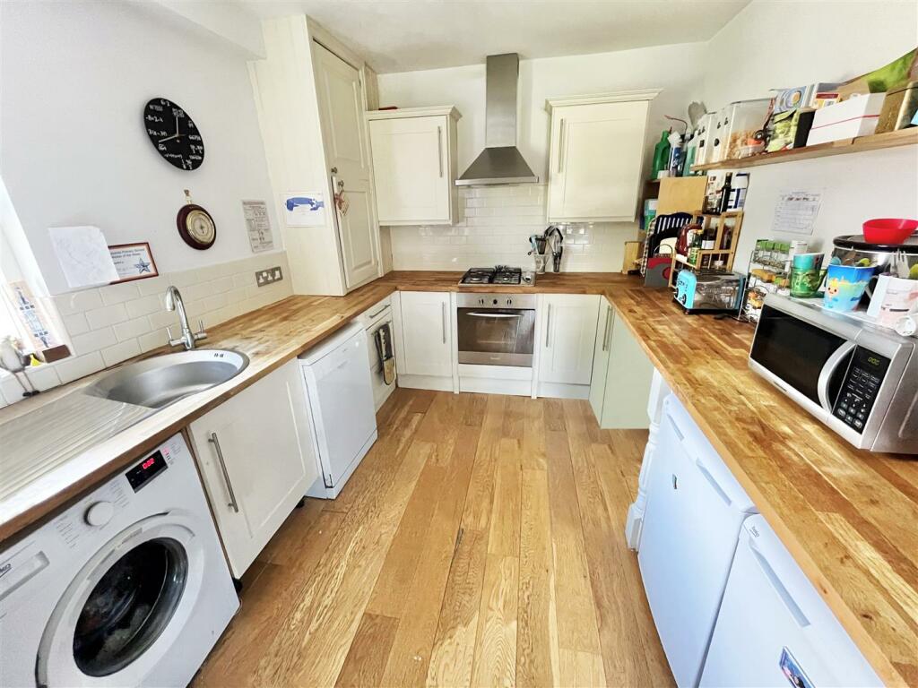 Kitchen.jpg
