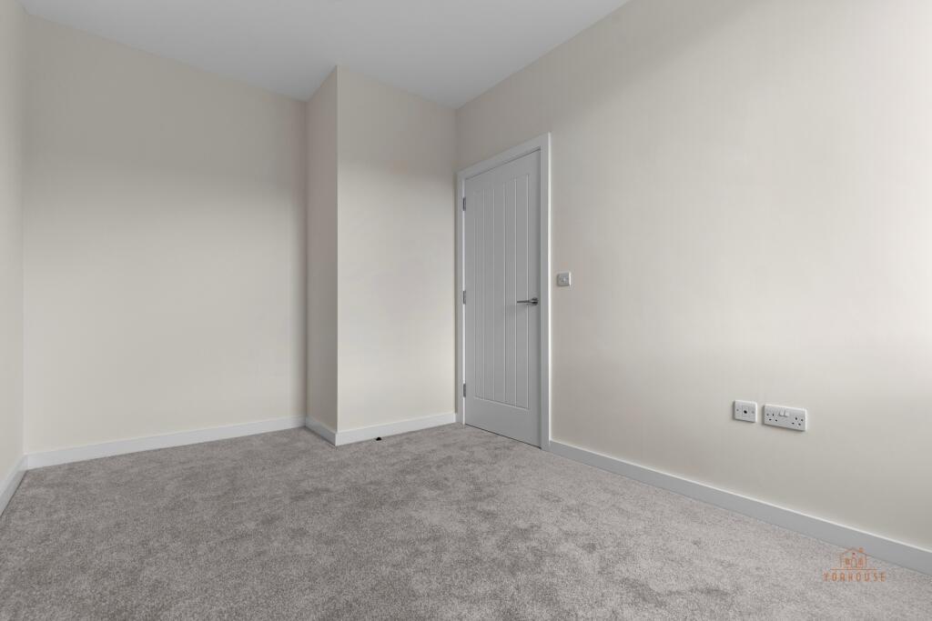 35 holgate park drive 0063-1503