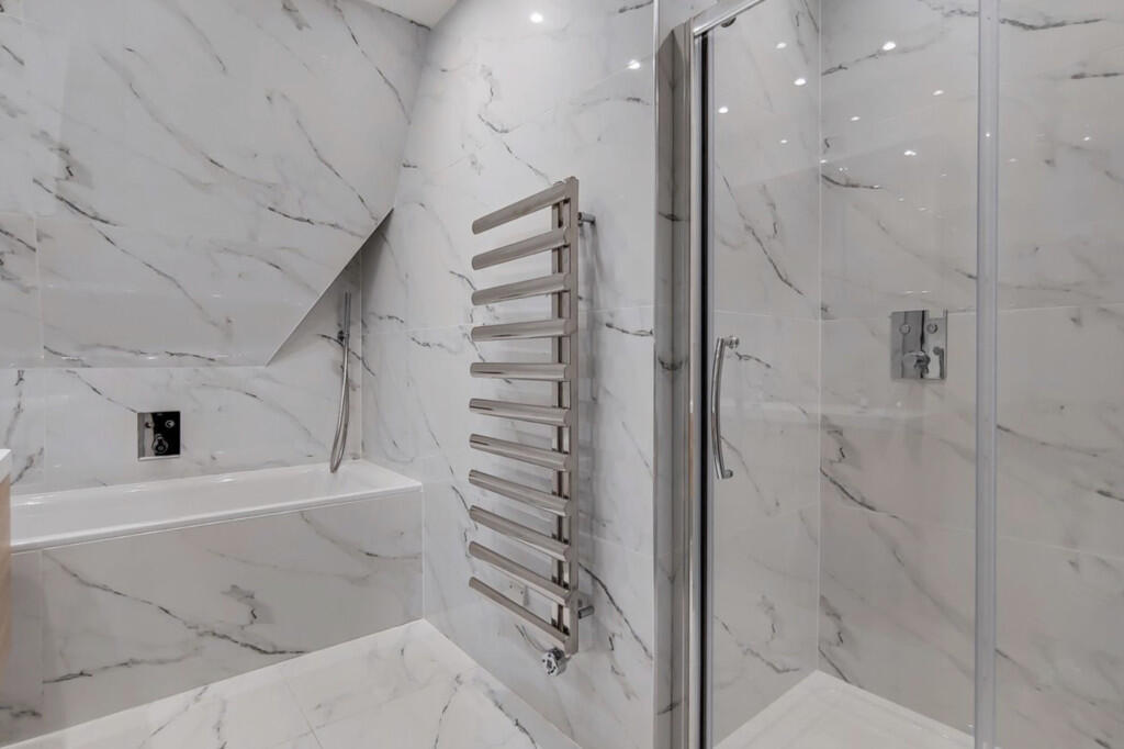 Screenshot 2025-1...