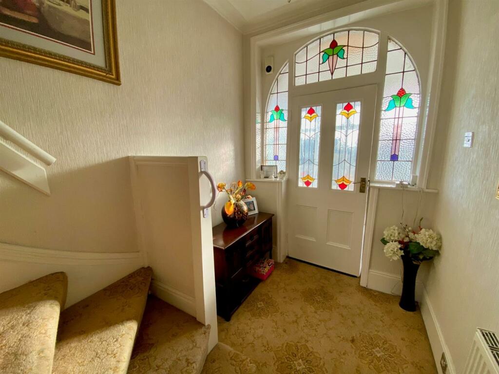 hallway.jpg
