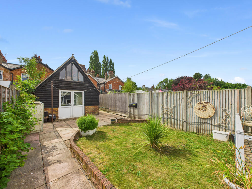 CAM02909G0-PR0447-STILL003