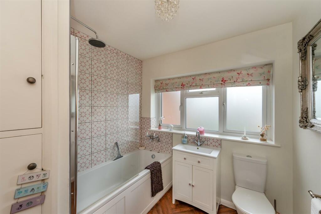 8627533-interior11.jpg