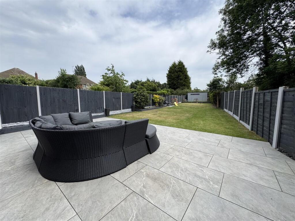 IMG_5044 (Large).JPG