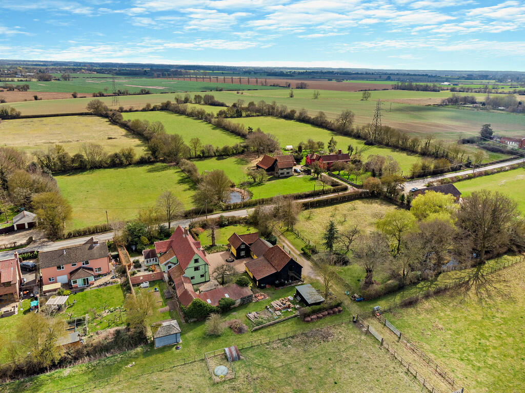 8640802-exterior0...