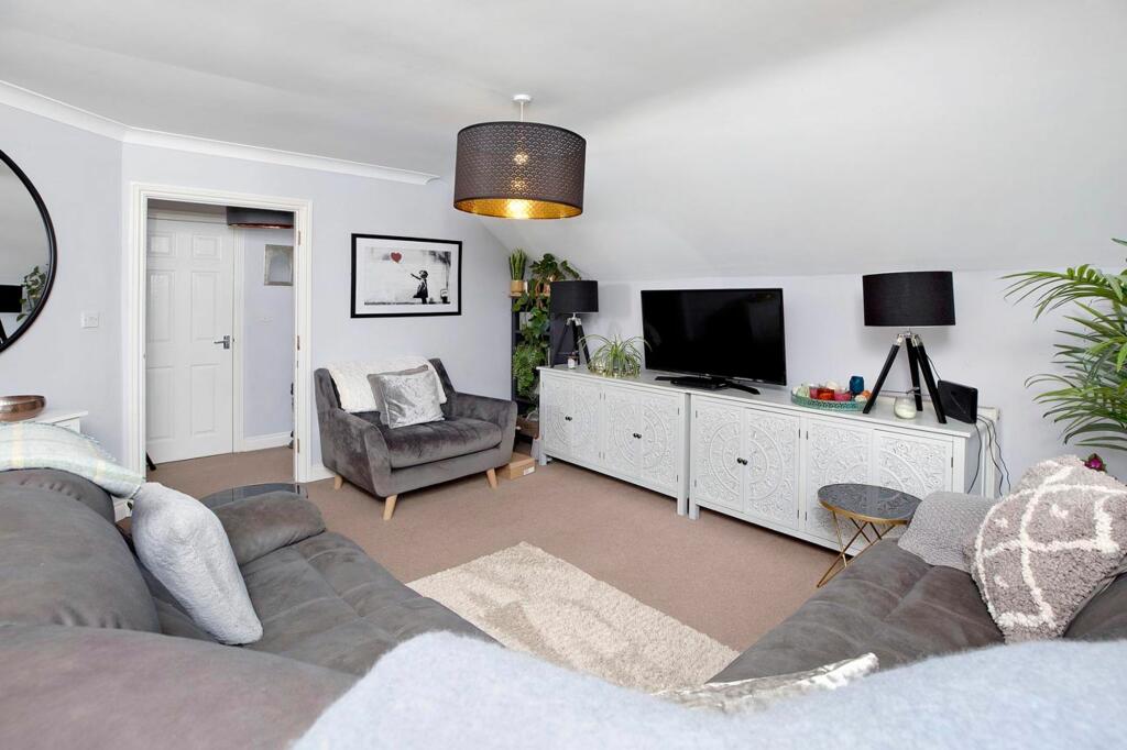 Sitting/Dining Room
