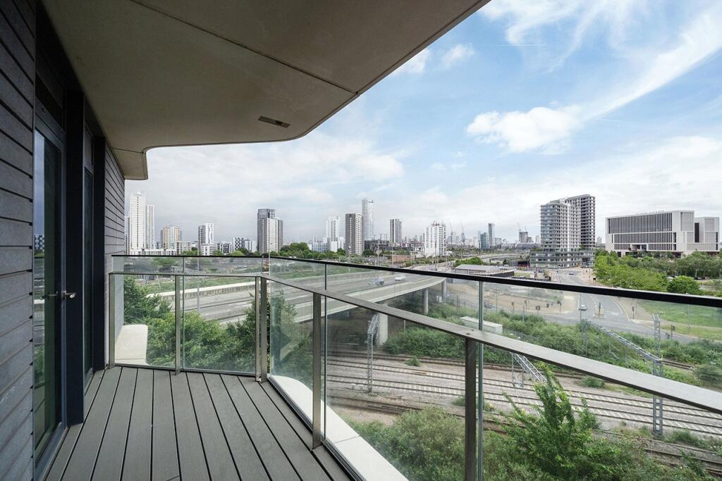 Lantana Heights, E20