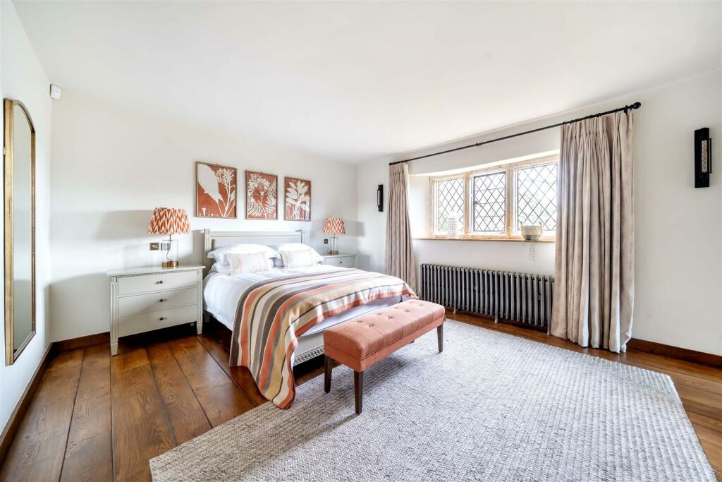 Master Bedroom.jpg