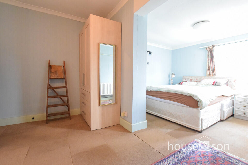 Main bedroom