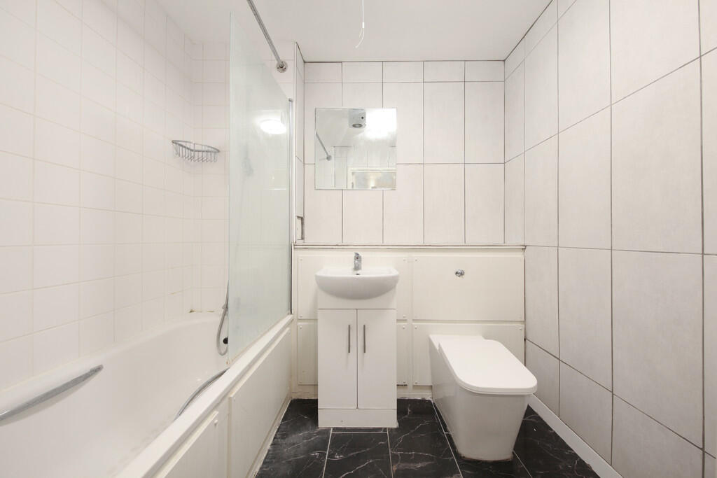 24 Airco Close - ...