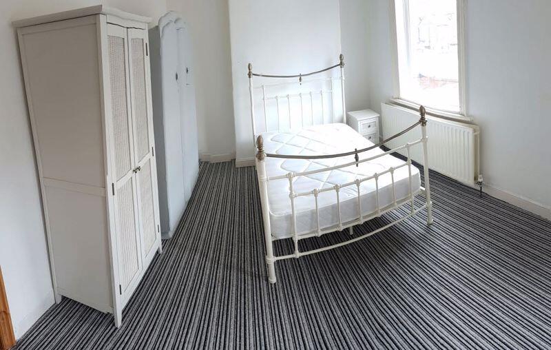 Lords Avenue, Salford, M5 5HH