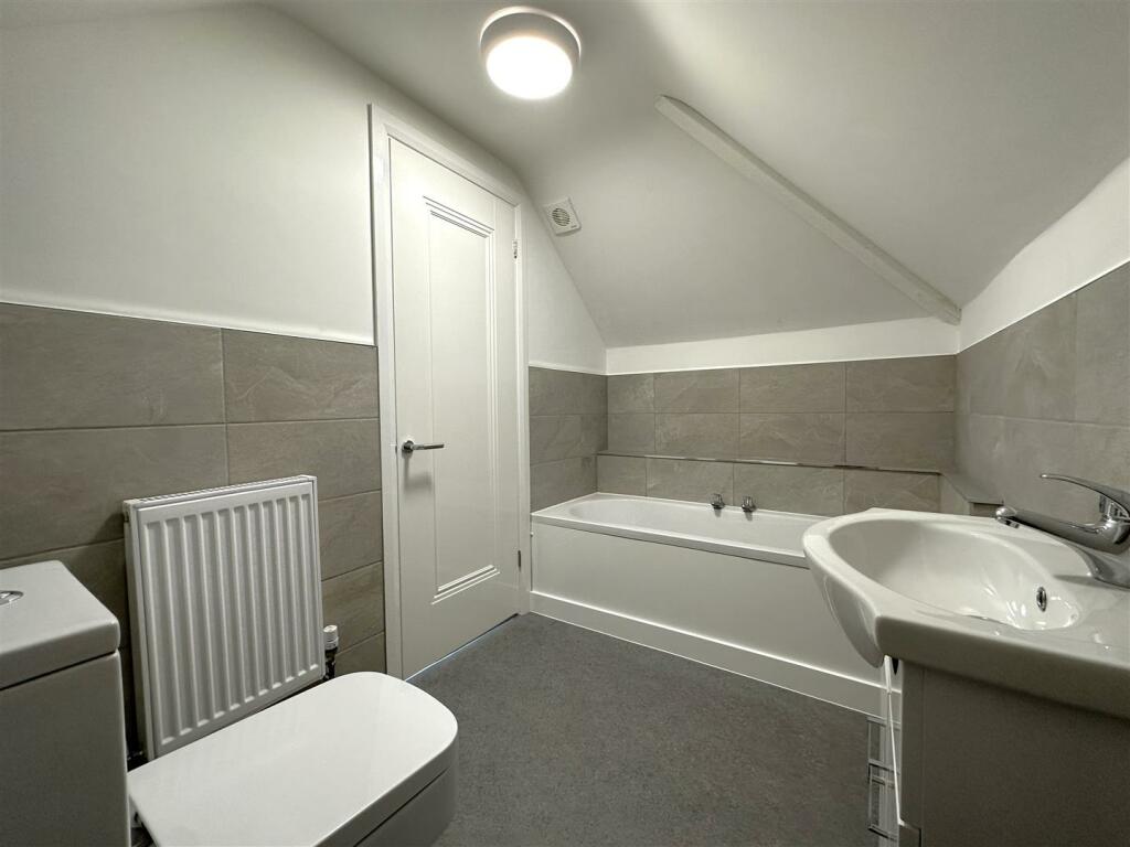 First Floor En-Suite 896