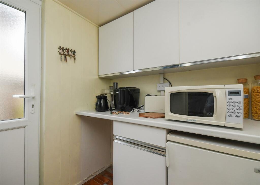 89 Station Road - Utility.jpg