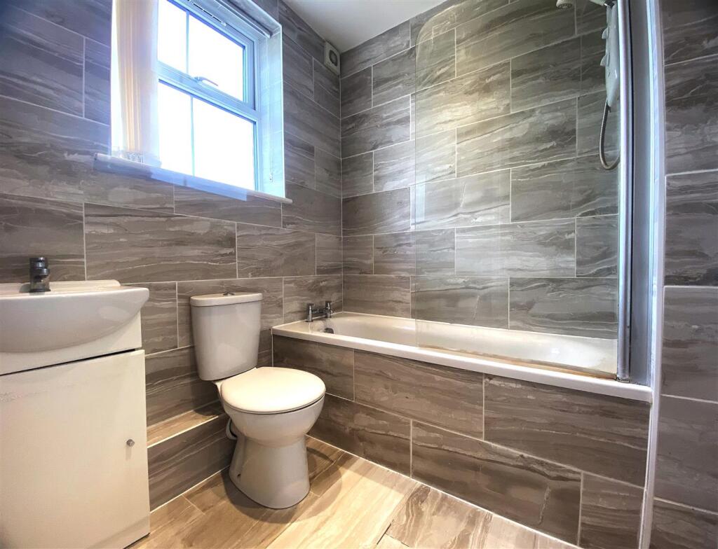 Bathroom .jpg