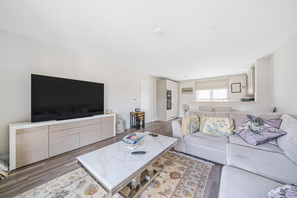 Open-Plan Reception Room