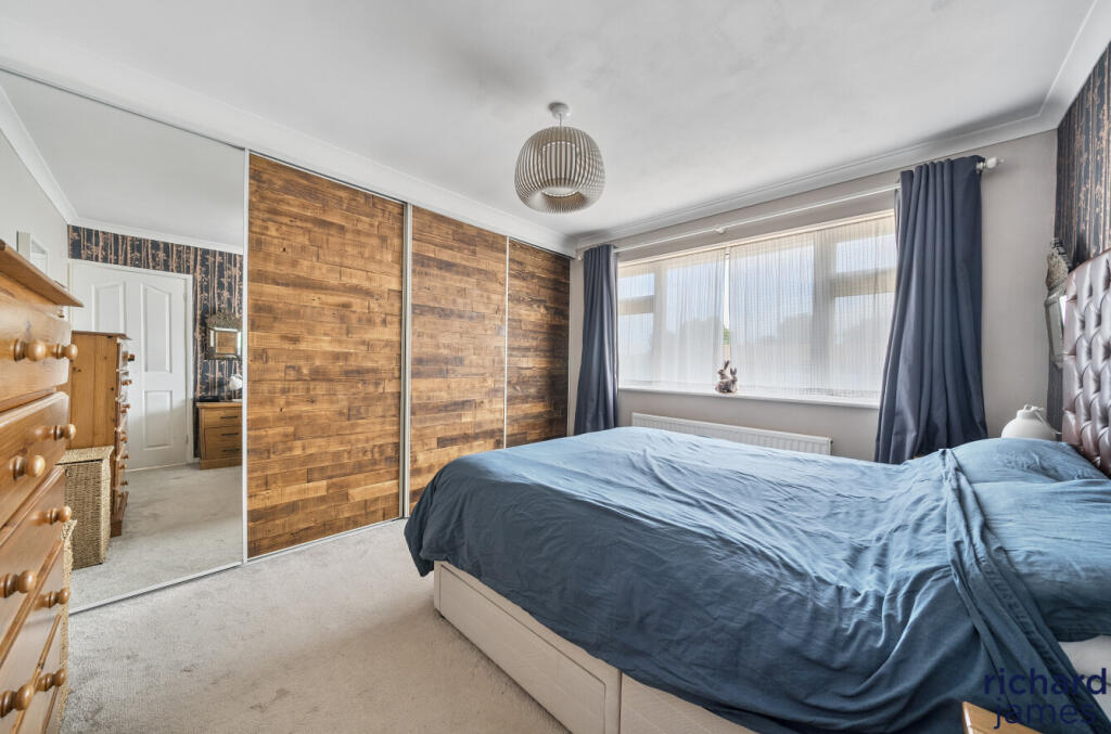 b6f5f8c8bb9a4a9aaddd693d399192ca