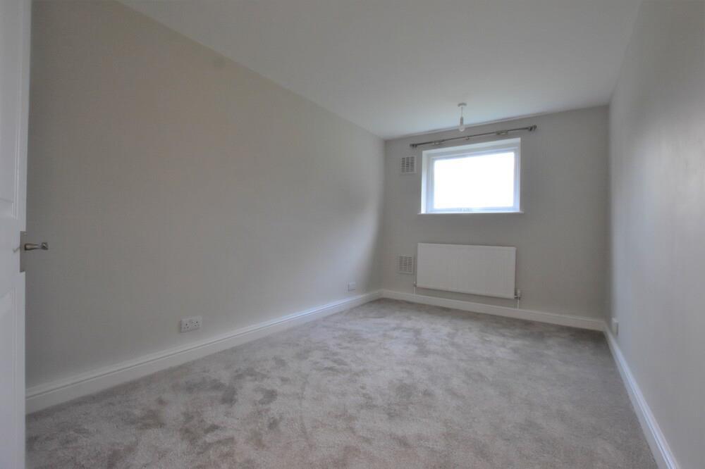 bedroom-2.jpg