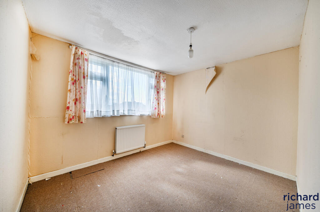 b659a2d659bf4a3aa7ad6dd780e57ff8