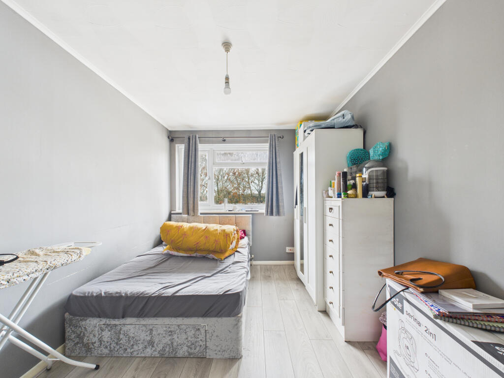 CAM02536G0-PR0023-STILL004