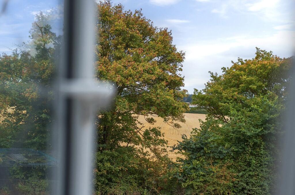 1336883-23-68a5c2...