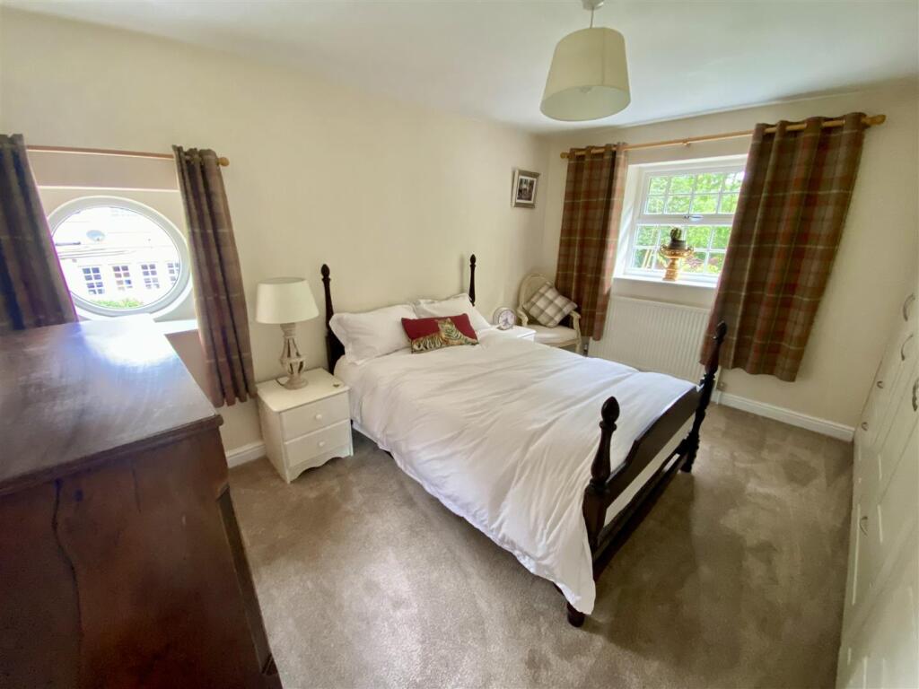 Bramleys Estate Agents - Sands Lane - Mirfield (42