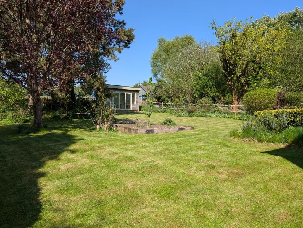 PXL_20250430_135941126.MP