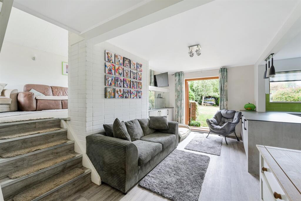 ROSE BUSHES, 63 (11).jpg