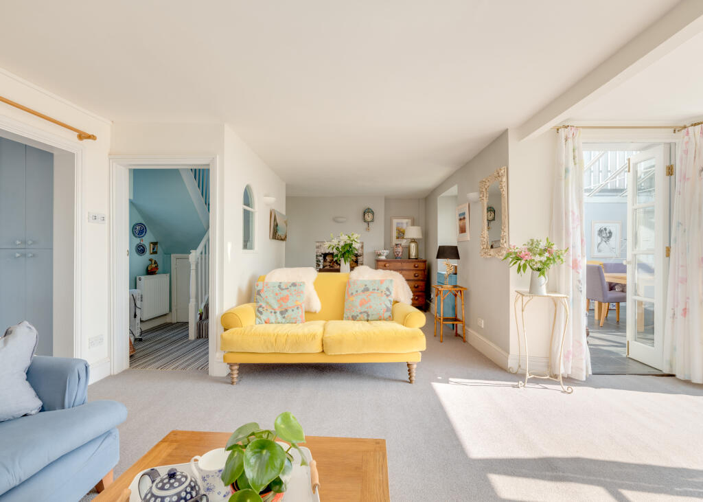 66ac9bbd09322_Upalong-16