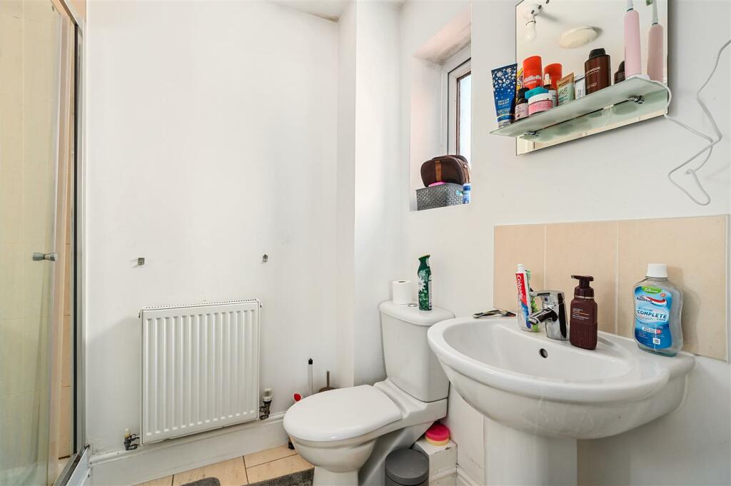 59 Meadow drive, Henfield, BN5 (11).jpg