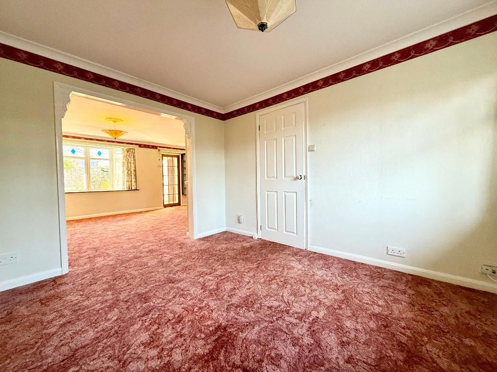Turnpike Drive, Warden Hills, Luton, Bedfordshire, LU3 3RQ