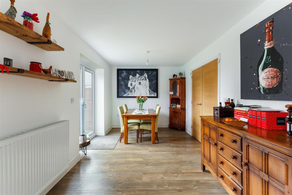 91016_11-Malcolm-Drive-Longhedge (14).jpg