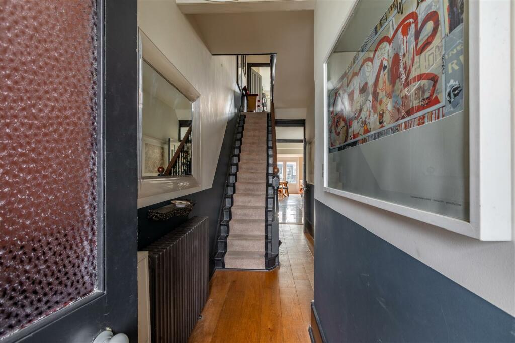Hallway.jpg
