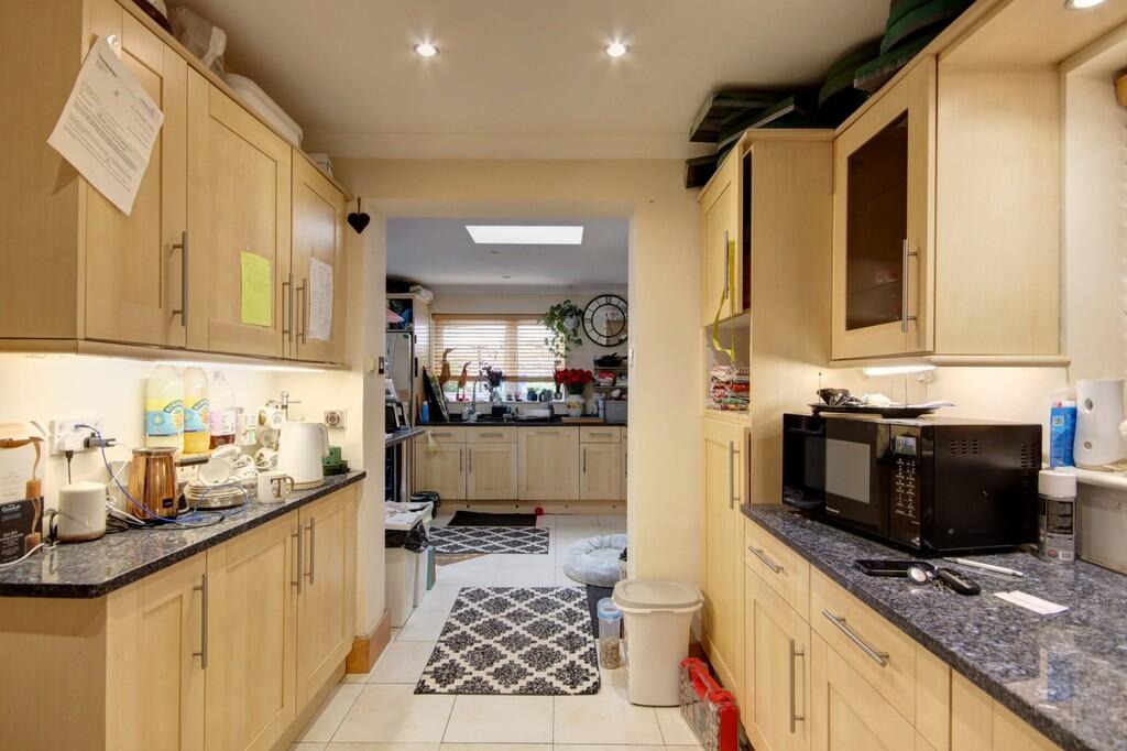 Kitchen 1