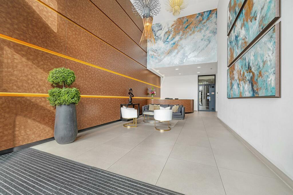 123 Lombard Wharf-14.jpg
