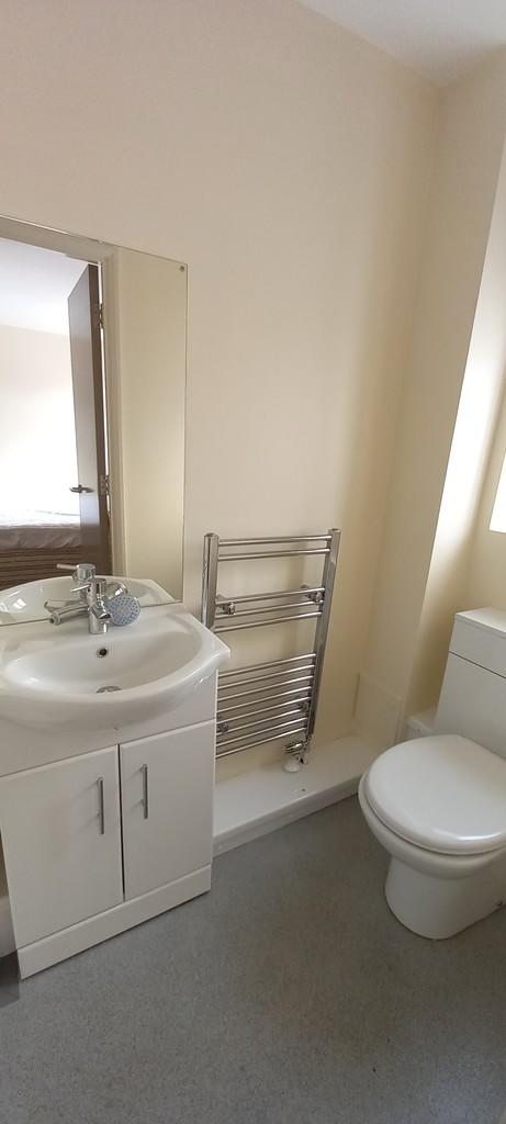 room 5 ensuite 