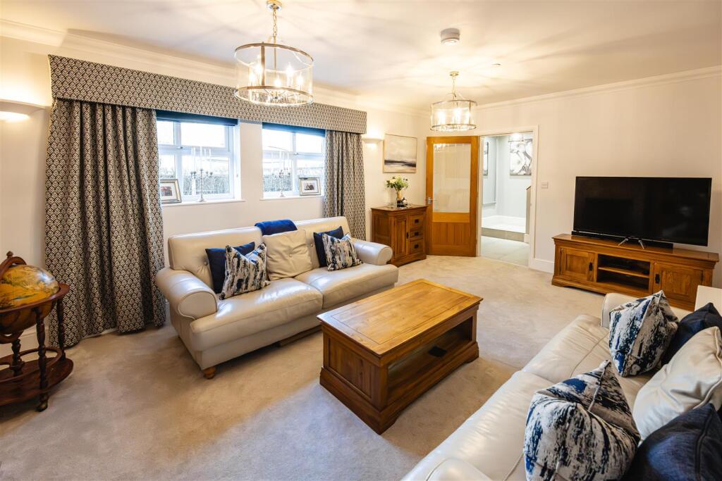 Adamlvphotography- Bramble House-33.jpg